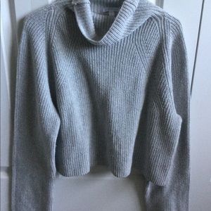 Crop sweater